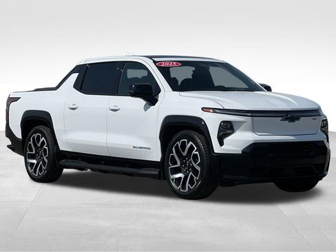 Used 2025 Chevrolet Silverado EV RST image 7