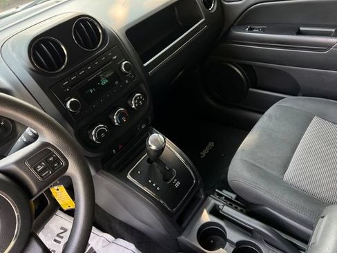 Used 2015 Jeep Patriot Sport w/ Power Value Group FWD image 35