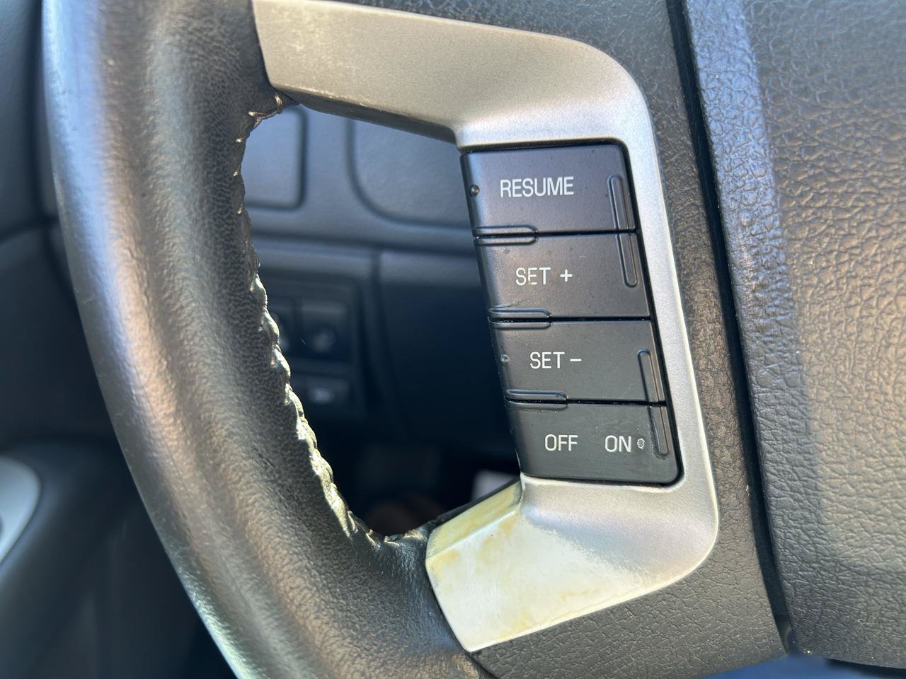 Used 2010 Ford Fusion SEL FWD image 19