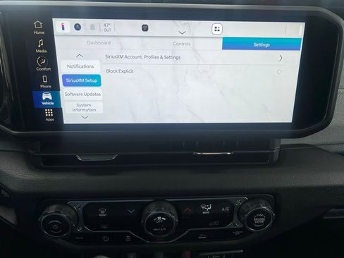 Used 2024 Jeep Wrangler Sport S AWD/4WD image 43