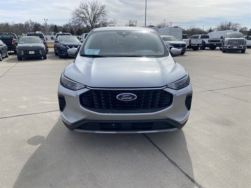 Used 2023 Ford Escape Active w/ Tech Pack #2 image 2