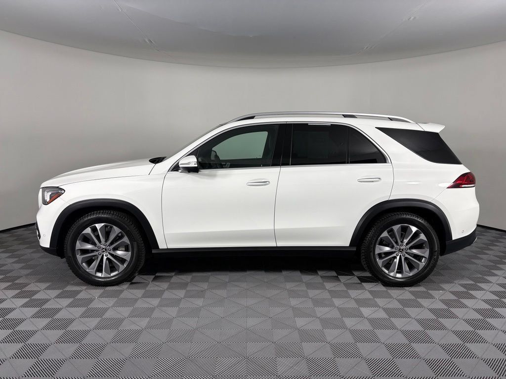 Used 2021 Mercedes-Benz GLE 350 4MATIC image 4