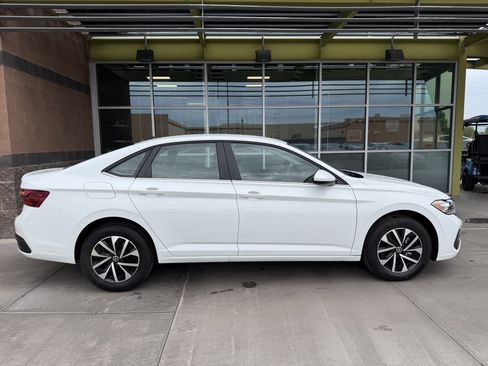 Used 2024 Volkswagen Jetta S FWD image 9