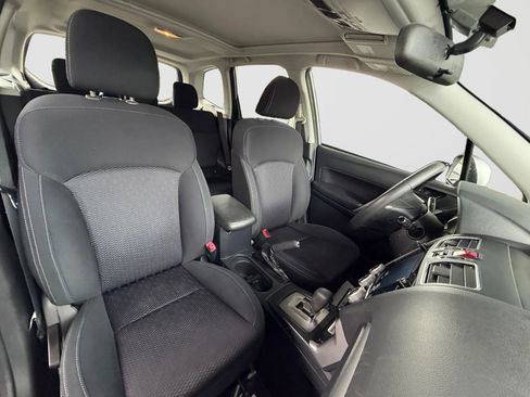 Used 2017 Subaru Forester 2.5i Premium w/ All-Weather Package AWD/4WD image 21
