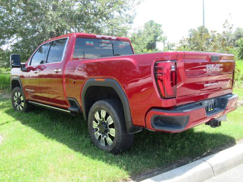 Used 2024 GMC Sierra 2500 Denali w/ Denali Reserve Package AWD/4WD image 3