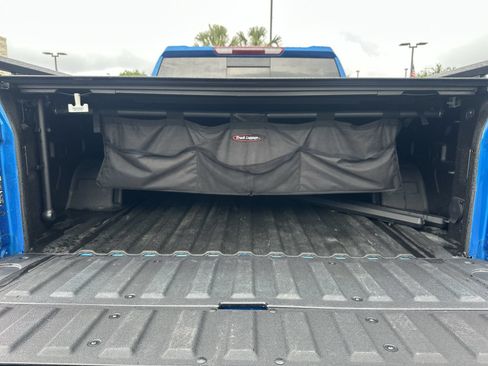 Used 2023 GMC Sierra 1500 AT4 w/ AT4 Premium Package AWD/4WD image 32