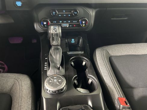 Used 2025 Ford Bronco Big Bend image 33