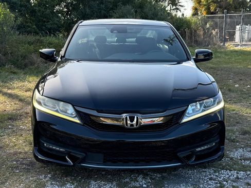 Used 2017 Honda Accord EX-L image 6