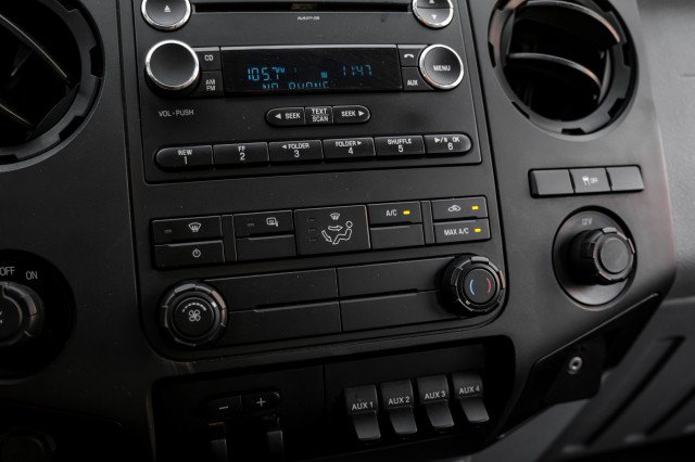 Used 2016 Ford F250 XL w/ Power Equipment Group RWD image 23