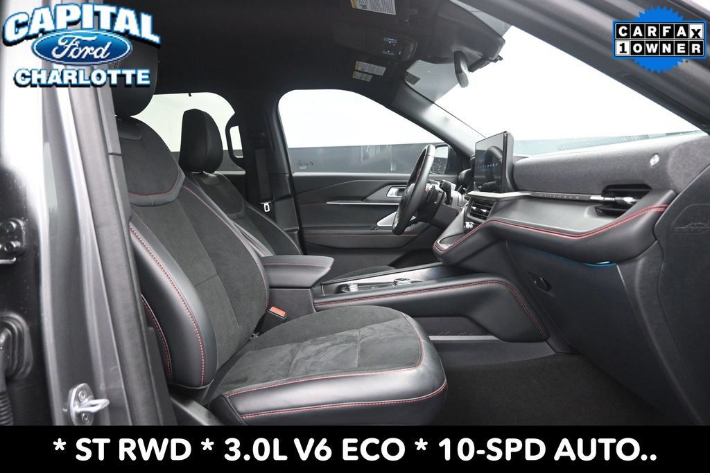 Used 2025 Ford Explorer ST RWD image 14