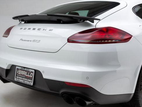 Used 2016 Porsche Panamera GTS image 38