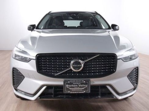 Certified 2025 Volvo XC60 B5 Plus w/ Climate Package AWD/4WD image 2