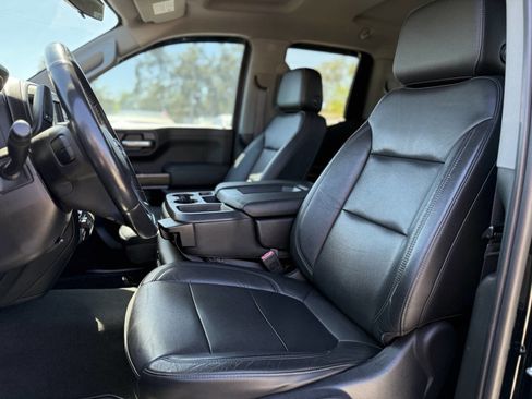 Used 2019 Chevrolet Silverado 1500 LT w/ Convenience Package image 12