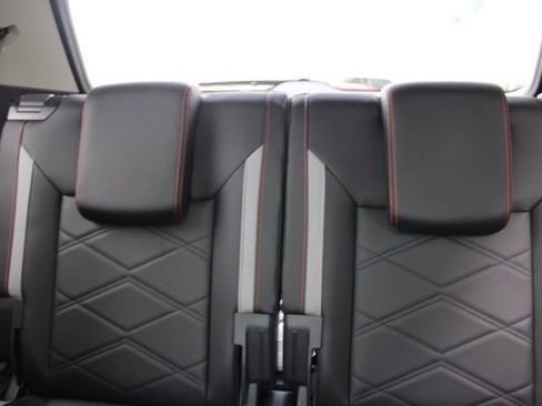 New 2026 Volkswagen Atlas Peak Edition AWD/4WD image 18