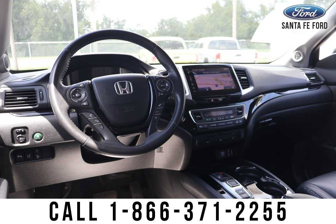 Used 2017 Honda Pilot Touring image 21