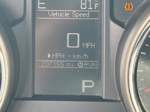 Used 2011 Jeep Grand Cherokee Laredo image 12