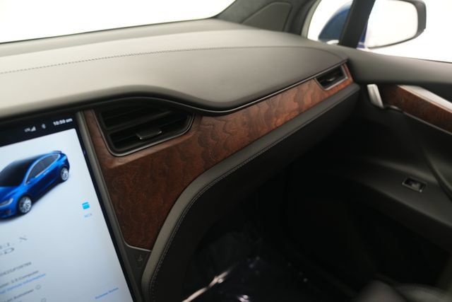 Used 2018 Tesla Model X 75D AWD/4WD image 43