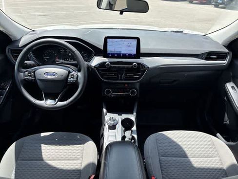 Used 2022 Ford Escape SE w/ SE Sport Appearance Package FWD image 16