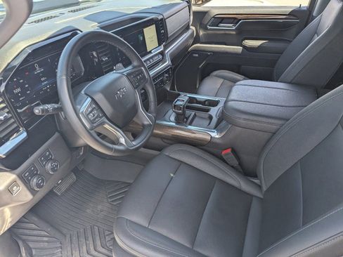 Certified 2024 Chevrolet Silverado 1500 LT Trail Boss w/ LT Trail Boss Premium Package AWD/4WD image 22