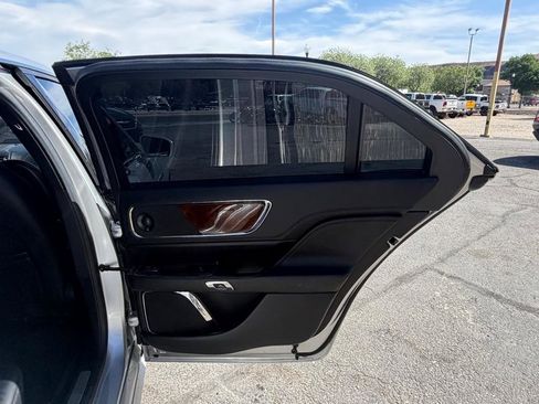 Used 2019 Lincoln Continental Reserve AWD/4WD image 26