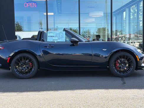 New 2026 MAZDA MX-5 Miata Club w/ Brembo/BBS Recaro Package RWD image 2