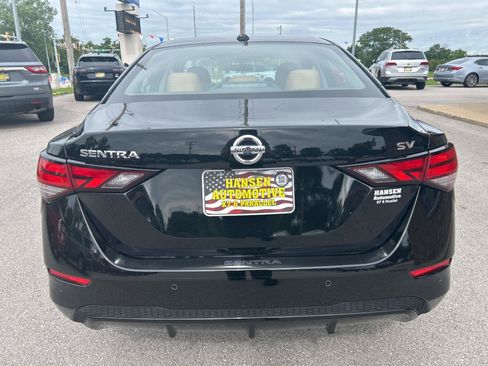 Used 2022 Nissan Sentra SV w/ SV Premium Package FWD image 6