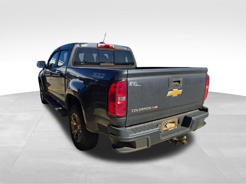 Used 2017 Chevrolet Colorado Z71 AWD/4WD image 12