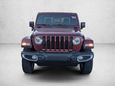 Used 2022 Jeep Gladiator Sport image 2