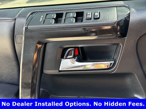 Used 2019 Toyota 4Runner TRD Off-Road Premium AWD/4WD image 25