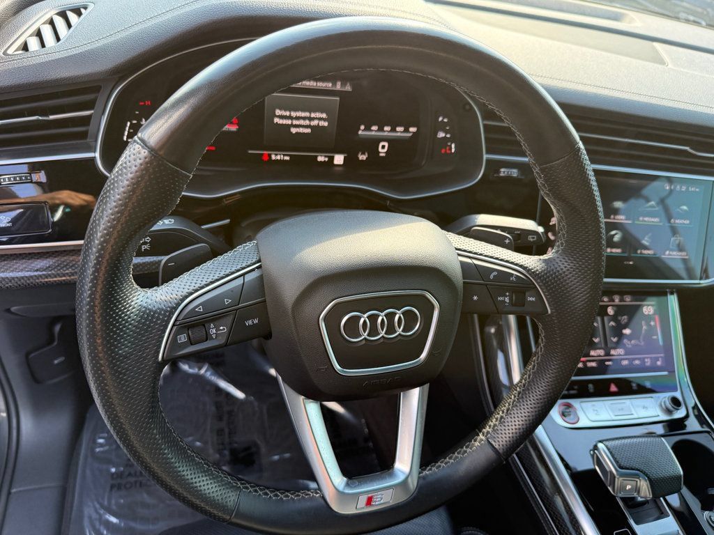 Used 2023 Audi SQ7 Prestige AWD/4WD image 13