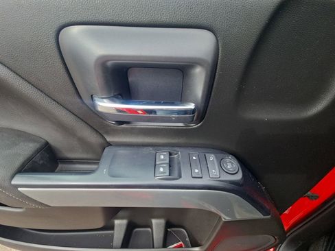 Used 2018 Chevrolet Silverado 1500 LT image 19