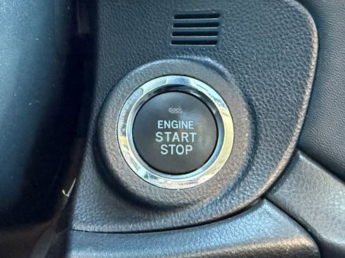 Used 2023 Subaru Outback Limited XT image 47