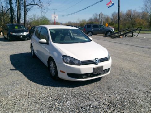 Used 2013 Volkswagen Golf 2-Door image 1