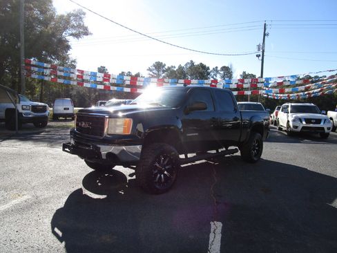 Used 2011 GMC Sierra 1500 SLE w/ Power Tech Package image 3