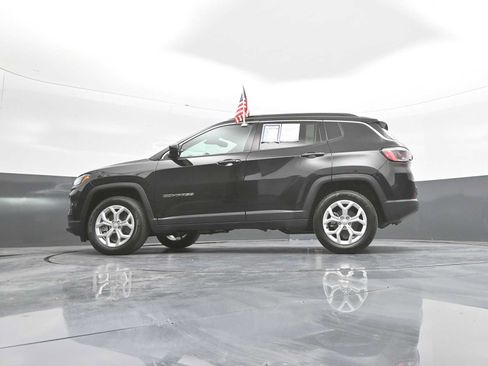 Used 2024 Jeep Compass Latitude AWD/4WD image 37