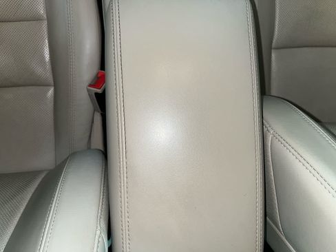Used 2019 Jeep Grand Cherokee Limited w/ Luxury Group II AWD/4WD image 23