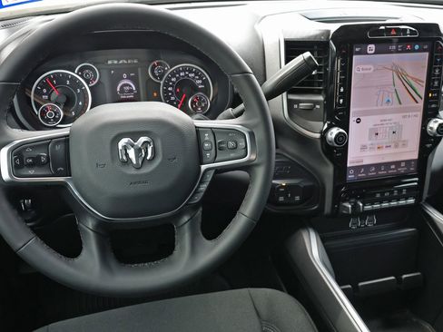 Used 2025 RAM 3500 Lone Star image 18