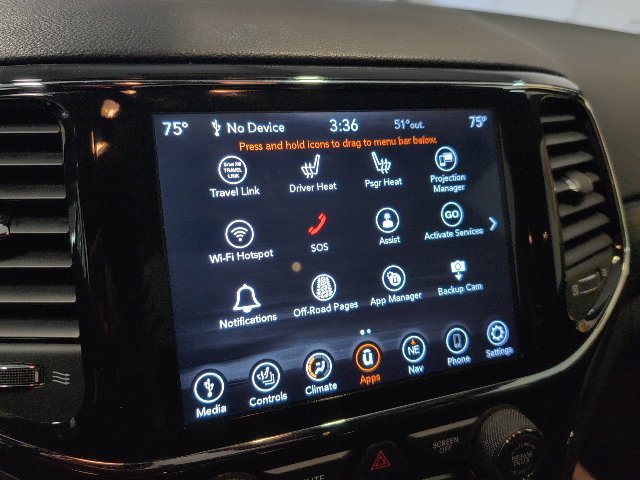 Used 2021 Jeep Grand Cherokee Laredo X AWD/4WD image 21