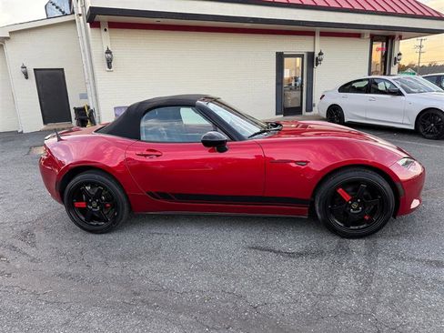 Used 2016 MAZDA MX-5 Miata Club image 4