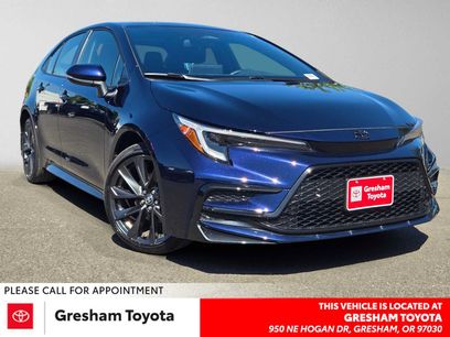 Used 2025 Toyota Corolla SE w/ SE Premium Package