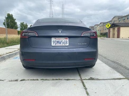 Used 2022 Tesla Model 3 Long Range AWD/4WD image 8