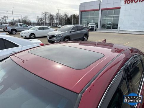 Certified 2020 Toyota Avalon XLE w/ Moonroof Package image 3