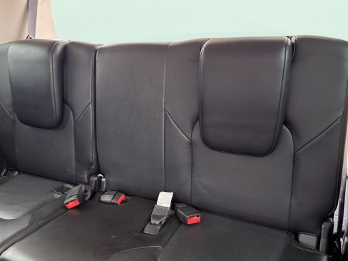 Used 2019 INFINITI QX80 Luxe RWD image 26