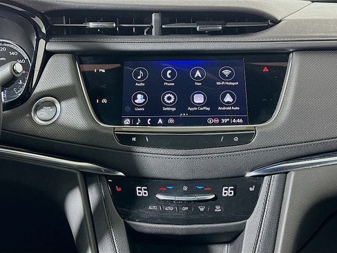 Used 2025 Cadillac XT5 Premium Luxury image 18