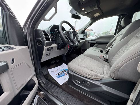 Used 2016 Ford F150 XLT w/ Equipment Group 302A Luxury RWD image 30