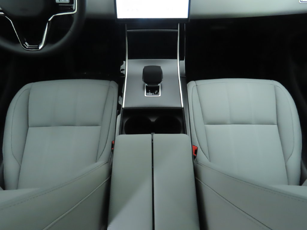 Used 2026 Land Rover Range Rover Evoque S AWD/4WD image 17