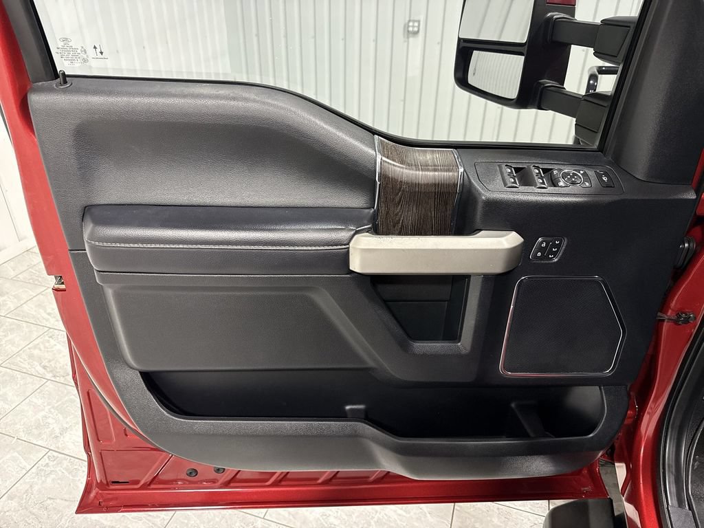 Used 2020 Ford F250 Lariat w/ Lariat Value Package AWD/4WD image 23