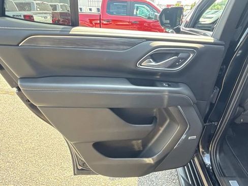 Used 2024 GMC Yukon SLT image 24