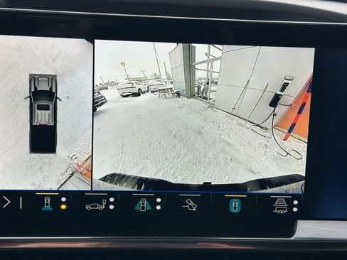 Certified 2024 Chevrolet Silverado 2500 High Country w/ Z71 Off-Road Package image 44