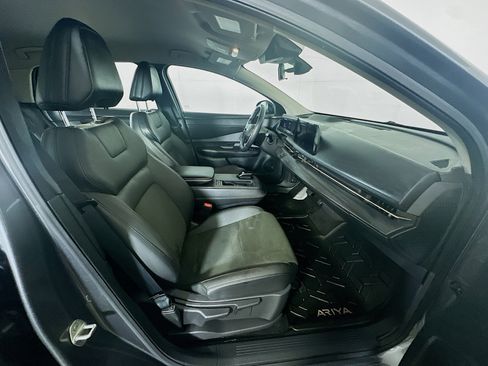 Used 2023 Nissan Ariya FWD image 32